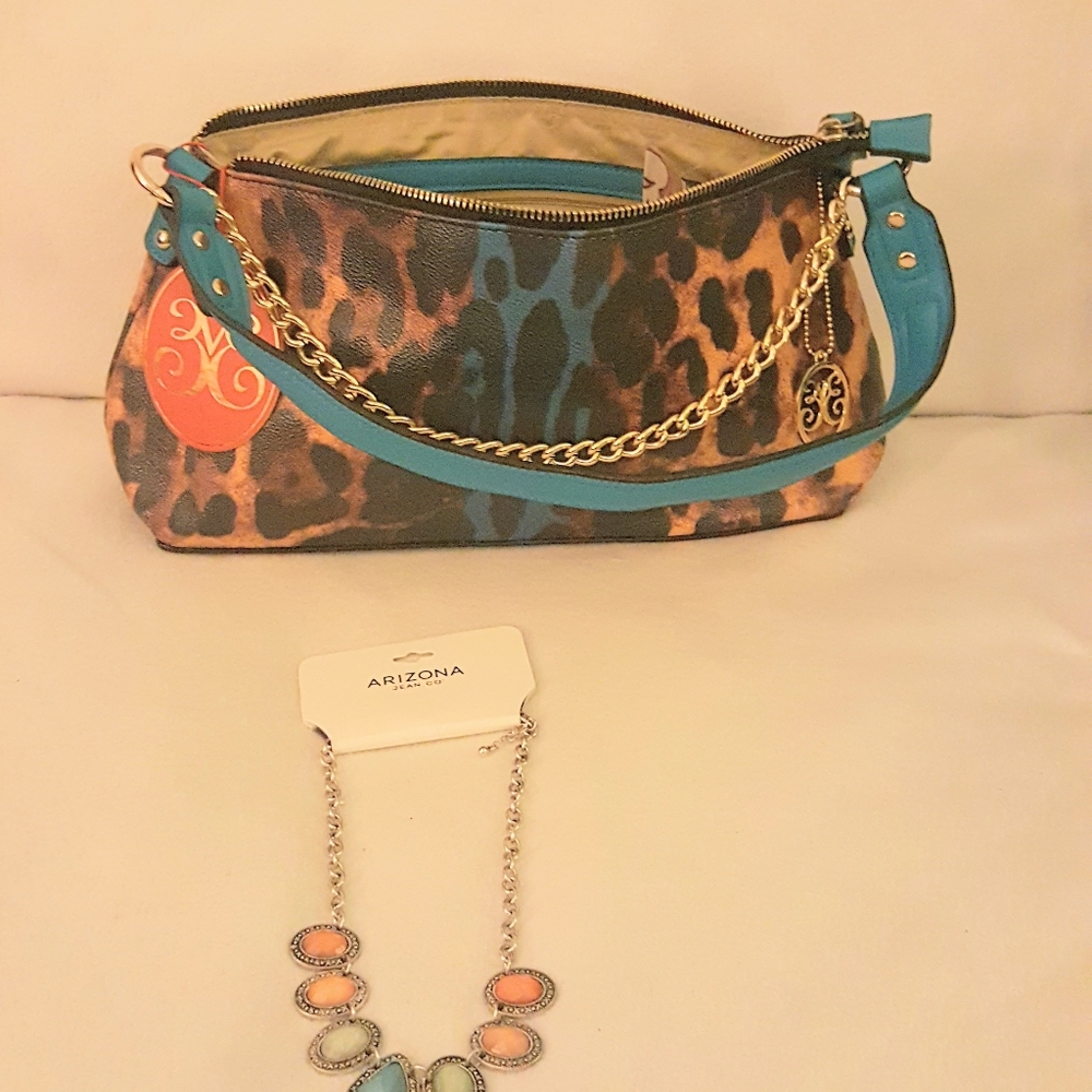 Cheeta purse with Arizona Neckless NEW